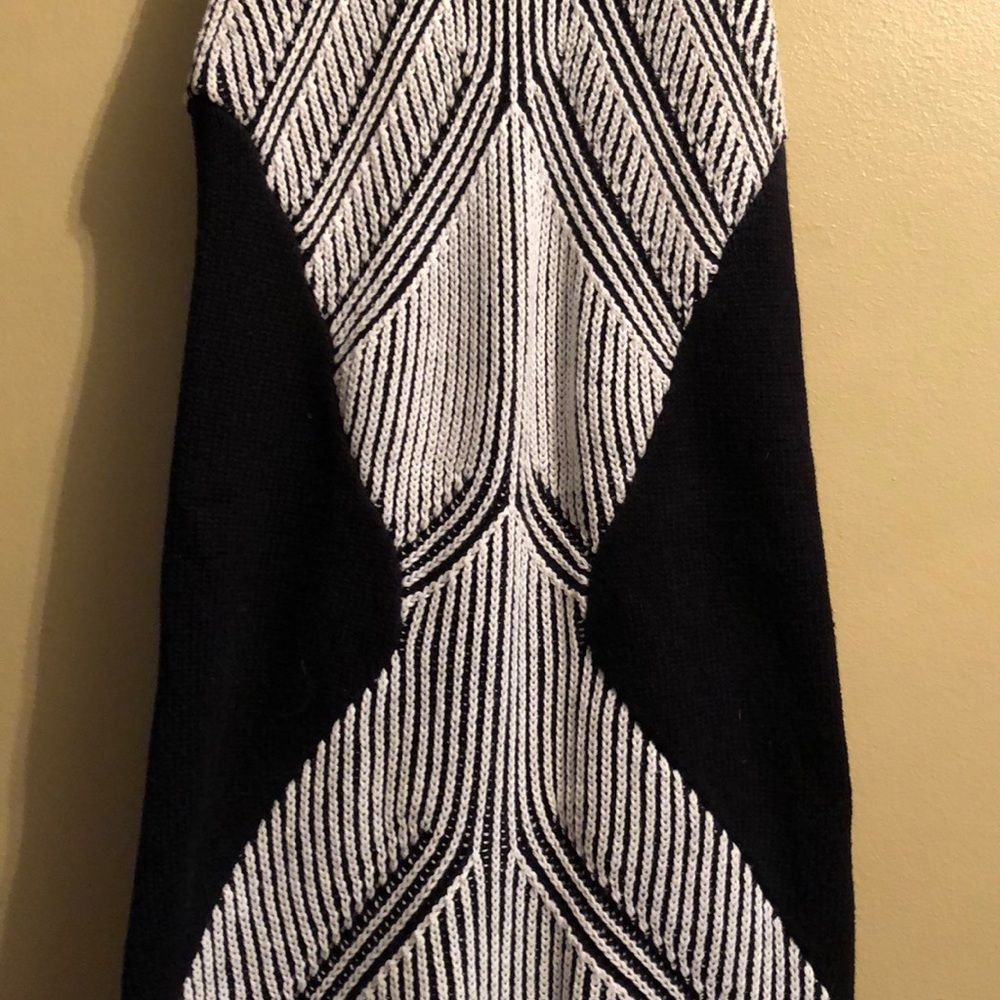 Extremely Flattering - image 2